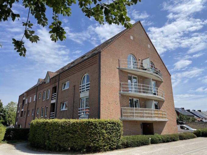 Appartement 2 chambres avec terrasse sud, cave et parking !