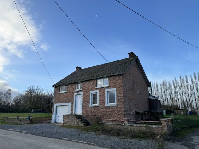 Maison 4 chambres avec garage, cave et jardin