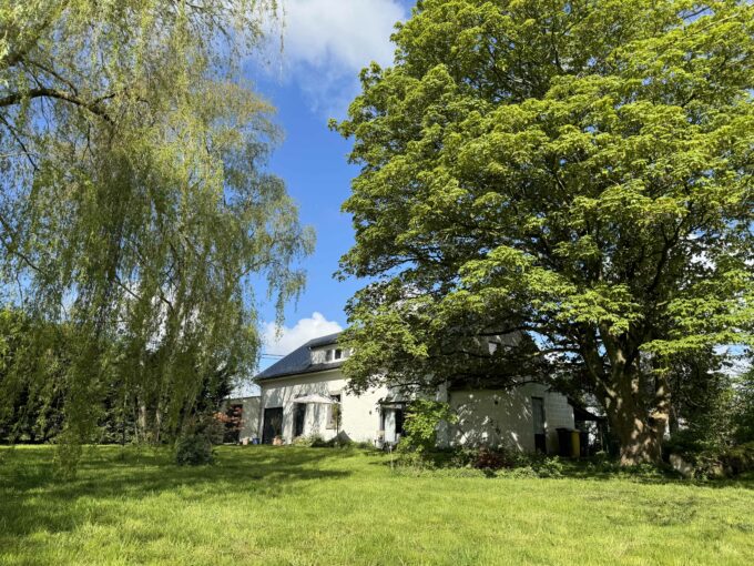 Maison 4 chambres avec garage et beau jardin sud sur 15 ares !