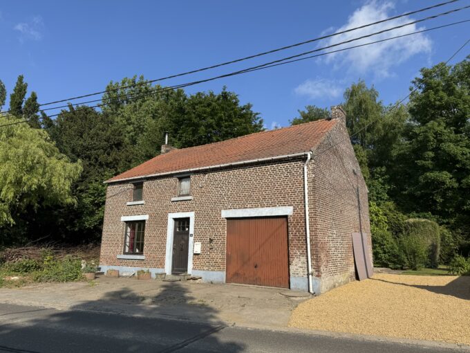 Maison 3 chambres avec jardin sud-est, garage, grenier aménageable et cave !