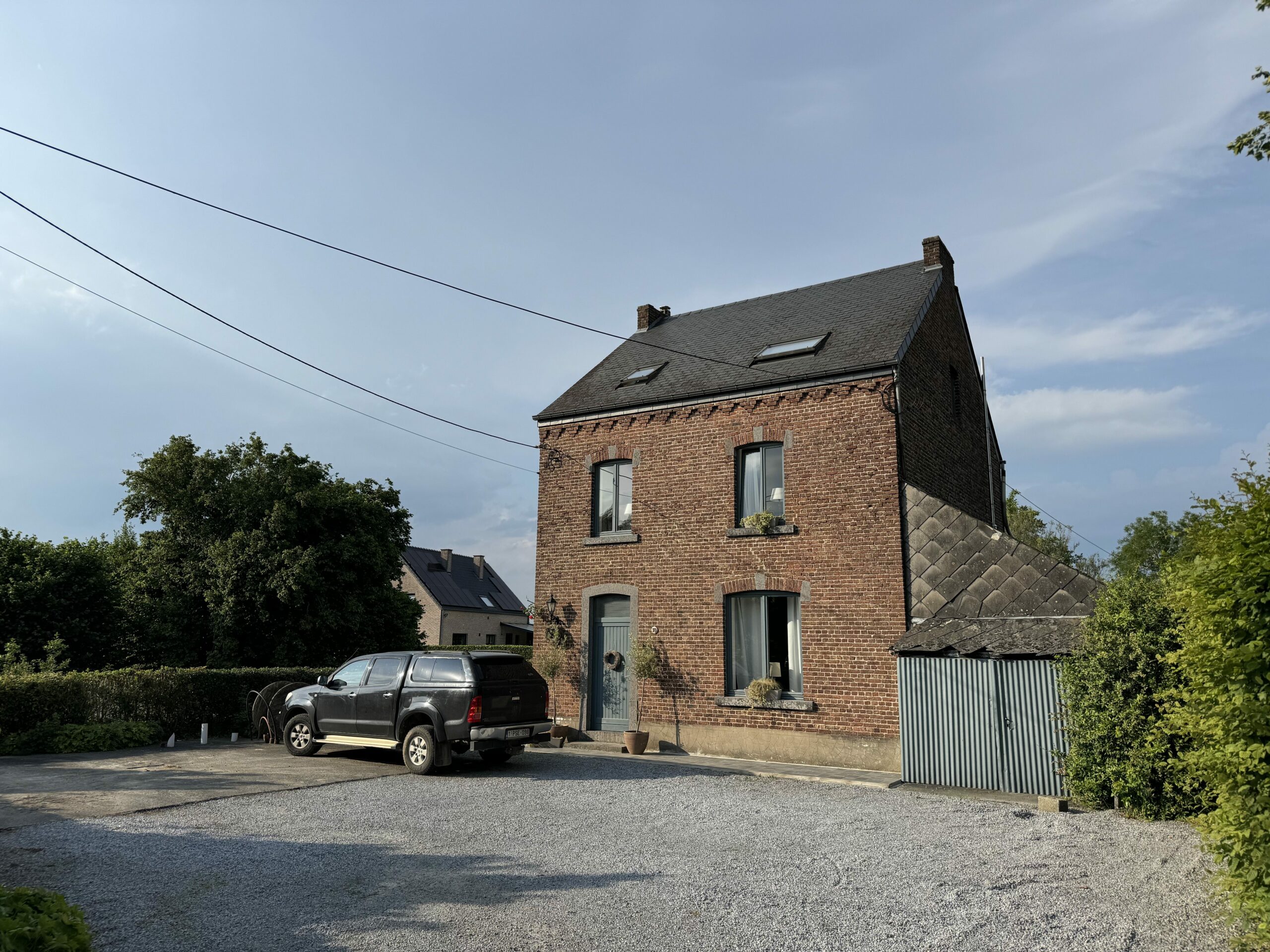 Maison de caractère 4 ch + bureau avec grenier et garage !